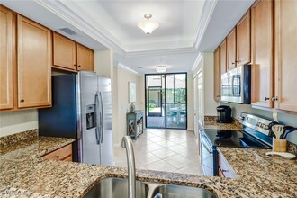 28032 Bridgetown Ct in Bonita Springs, FL - Foto de edificio - Building Photo
