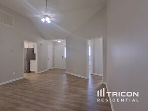 8550 Alicia Brittany Ln in Charlotte, NC - Building Photo - Building Photo