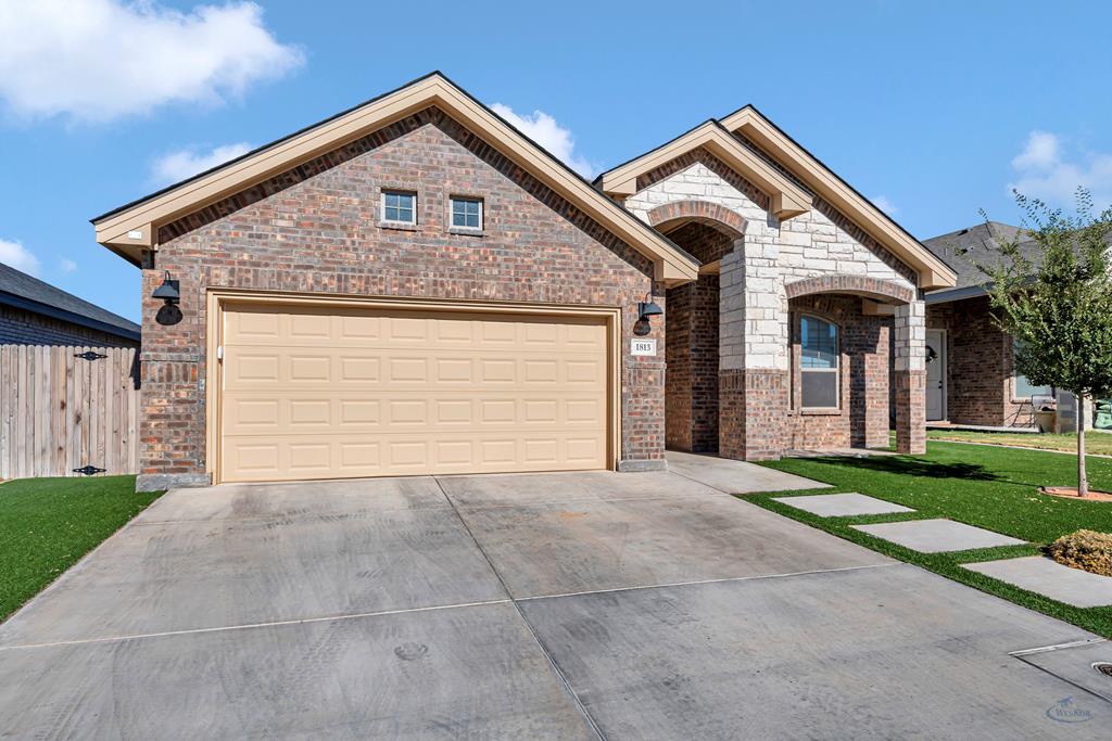1813 Wrigley Dr in Odessa, TX - Building Photo