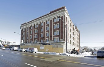 Historic Strand Apartments in Chicago, IL - Building Photo - Building Photo