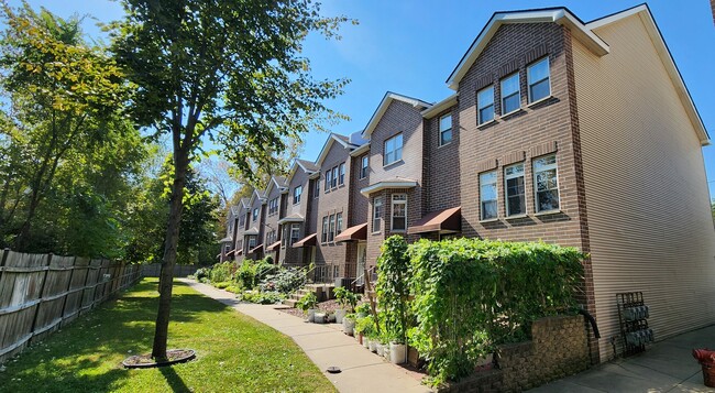 2501 W 36th St in Chicago, IL - Foto de edificio - Building Photo