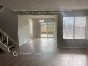 14327 Green Vista Dr in Fontana, CA - Building Photo - Building Photo