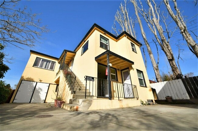 property at 2233-2235 Woolsey St
