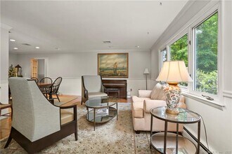 4 Nappa Ln in Westport, CT - Building Photo - Building Photo
