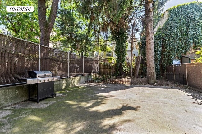 property at 210 7th St