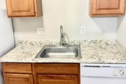 Biloxi Shores Apartments in Biloxi, MS - Building Photo - Building Photo