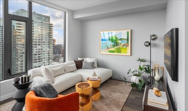 2510 6th Ave, Unit 1703 in Seattle, WA - Foto de edificio - Building Photo