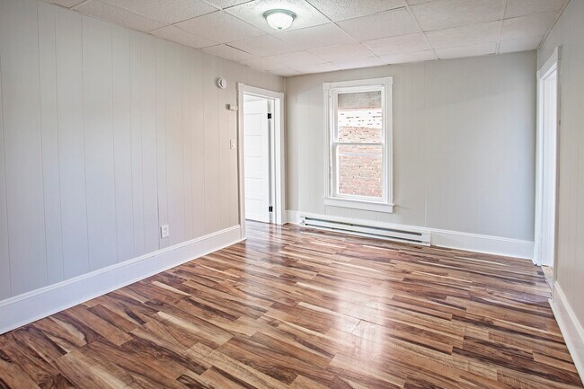 226 E Broadway in Salem, NJ - Building Photo - Building Photo