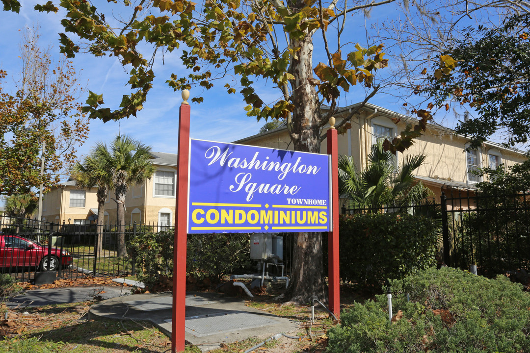 Washington Square Condos in Tampa, FL - Foto de edificio