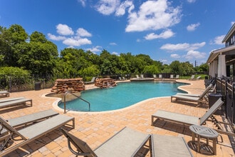 The Village on Telluride in San Marcos, TX - Building Photo - Building Photo