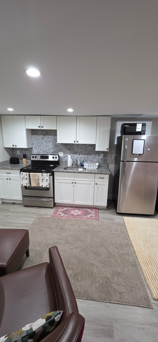 property at 2300 Garrett Ave