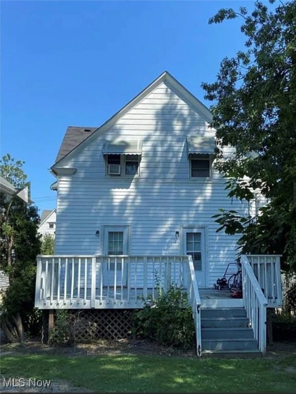 2044 W 100th St in Cleveland, OH - Building Photo - Building Photo