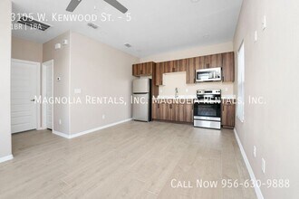 3105 W Kenwood St in Edinburg, TX - Building Photo - Building Photo