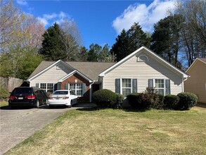 678 Arbour Way in Suwanee, GA - Building Photo - Building Photo