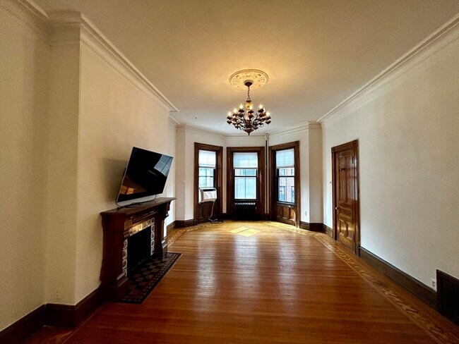 144 Commonwealth Ave, Unit 6 in Boston, MA - Building Photo - Building Photo