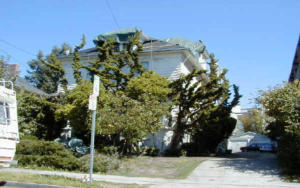 2517 Regent St in Berkeley, CA - Foto de edificio - Building Photo