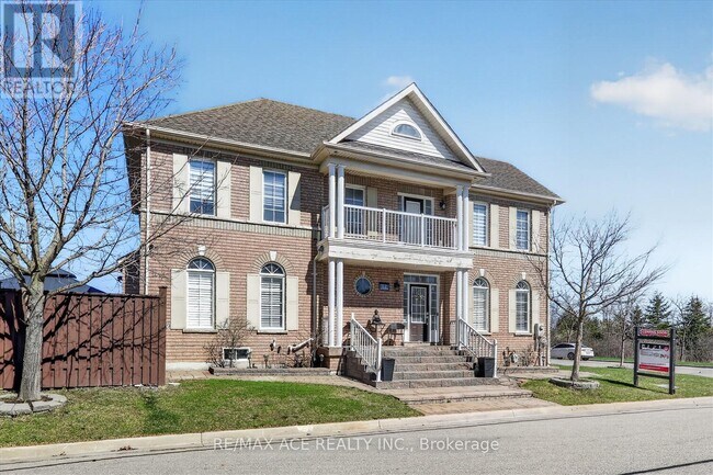 12 Smoothwater Terrace in Markham, ON - Building Photo - Building Photo
