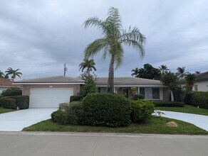 1060 Morse Blvd in West Palm Beach, FL - Building Photo - Building Photo