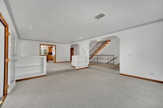 1655 N Stonehill Rd in Las Vegas, NV - Building Photo - Building Photo