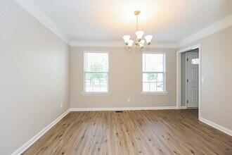 102 Prospect Ct in La Vergne, TN - Building Photo - Building Photo