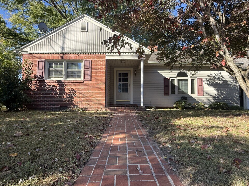 110 Potomac Ave in Salisbury, MD - Building Photo