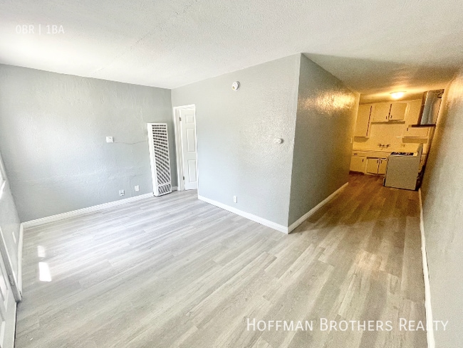 441 W Santa Cruz St