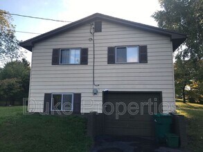 142 Prentiss Way in Henrietta, NY - Building Photo - Building Photo