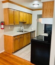 84 Manchester Ct in Freehold, NJ - Building Photo - Building Photo