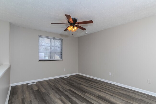 423 Westgate Dr in Cleves, OH - Building Photo - Building Photo