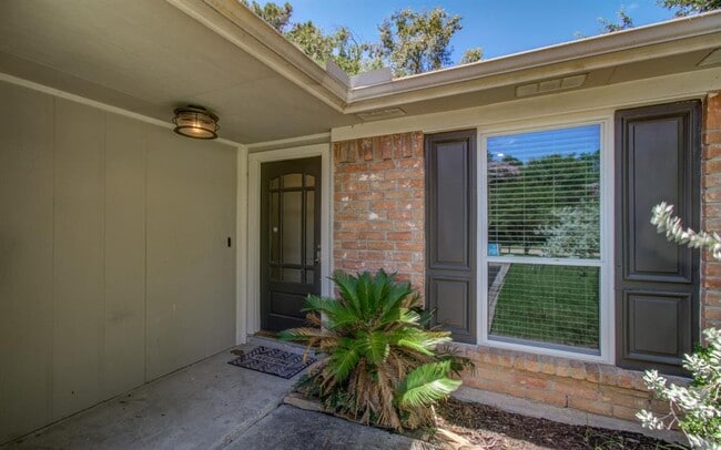 9426 Charter Ridge Dr in Houston, TX - Building Photo - Building Photo