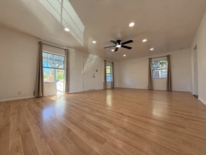 6054 Colfax Ave in Los Angeles, CA - Building Photo - Building Photo