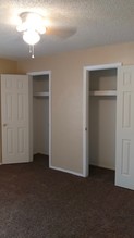 Country Park Apartments in Wichita Falls, TX - Building Photo - Building Photo