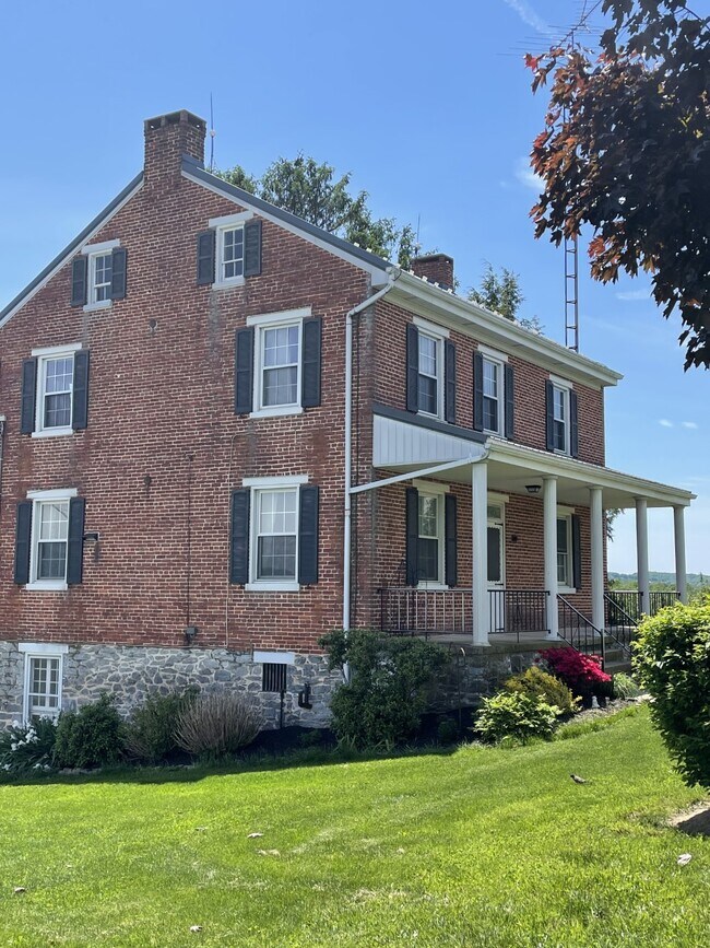 100 Ducktown Rd Rentals in Hellam, PA