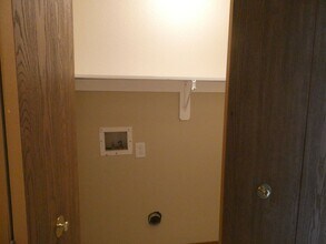 514 SW 6 St in Blue Springs, MO - Building Photo - Building Photo