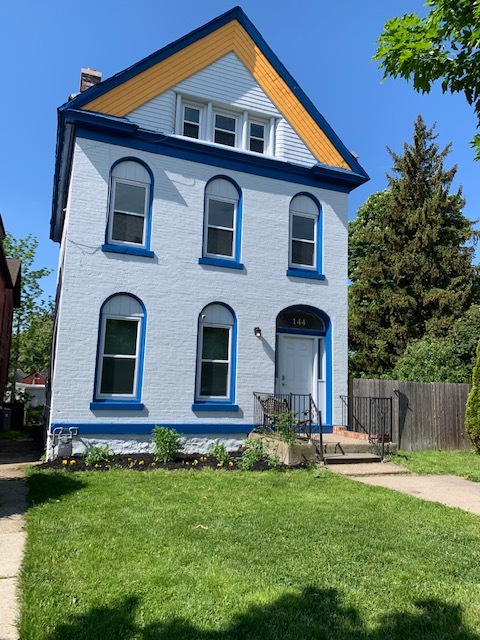 144 Cottage St in Buffalo, NY - Building Photo