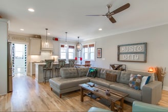 5204A Kentucky Ave in Nashville, TN - Foto de edificio - Building Photo