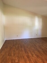 1918 Gracy Farms Ln in Austin, TX - Building Photo - Building Photo