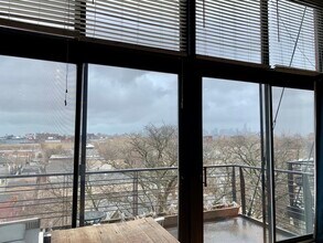 1934 N Washtenaw Ave in Chicago, IL - Building Photo - Building Photo