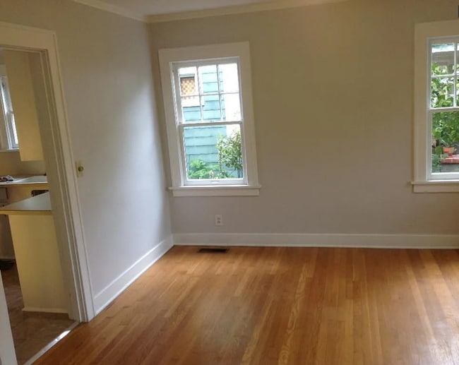 3569 NE Fremont St in Portland, OR - Building Photo - Building Photo