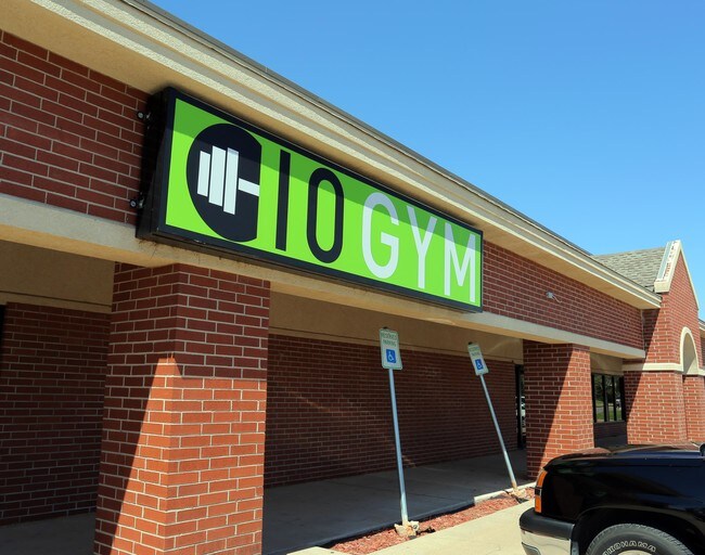 Oak Place in Oklahoma City, OK - Foto de edificio - Building Photo