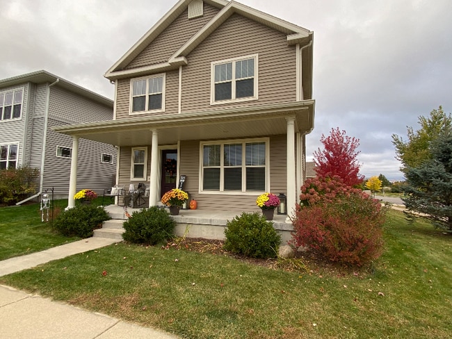 204 Sugar Maple Ln in Verona, WI - Foto de edificio - Building Photo