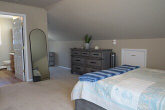56 S Finley Ave in Bernards, NJ - Building Photo - Building Photo