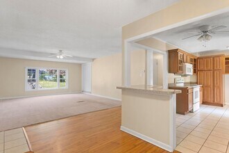 404 Dogwood Ln in Jacksonville, NC - Building Photo - Building Photo