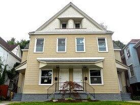 7220 Meade St in Pittsburgh, PA - Building Photo