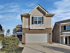 130 Dunnsmore Dr in Inman, SC - Building Photo