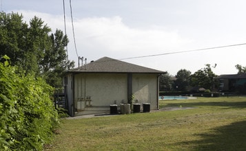 2751 Jersey Ave in Knoxville, TN - Building Photo - Building Photo