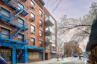 32 Clinton St in New York, NY - Building Photo - Building Photo