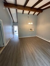 343 Oakland St in Manchester, CT - Building Photo - Building Photo