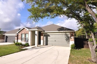 1537 Chapel Rnch Rd in Georgetown, TX - Building Photo - Building Photo