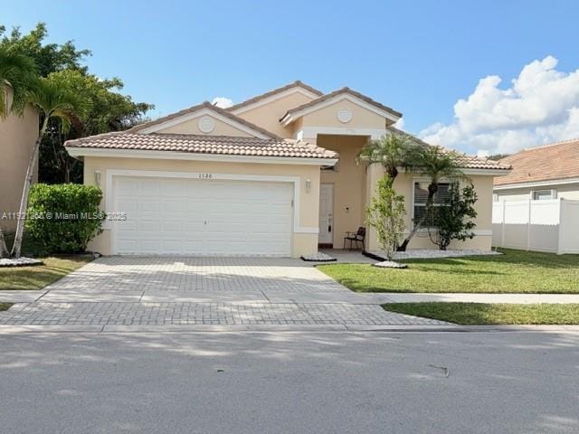 1520 SW 193rd Ave in Pembroke Pines, FL - Building Photo - Building Photo